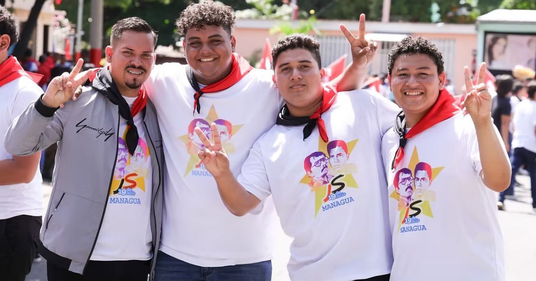 Dictadura impone el 15 de mayo como el Día Nacional de la Juventud