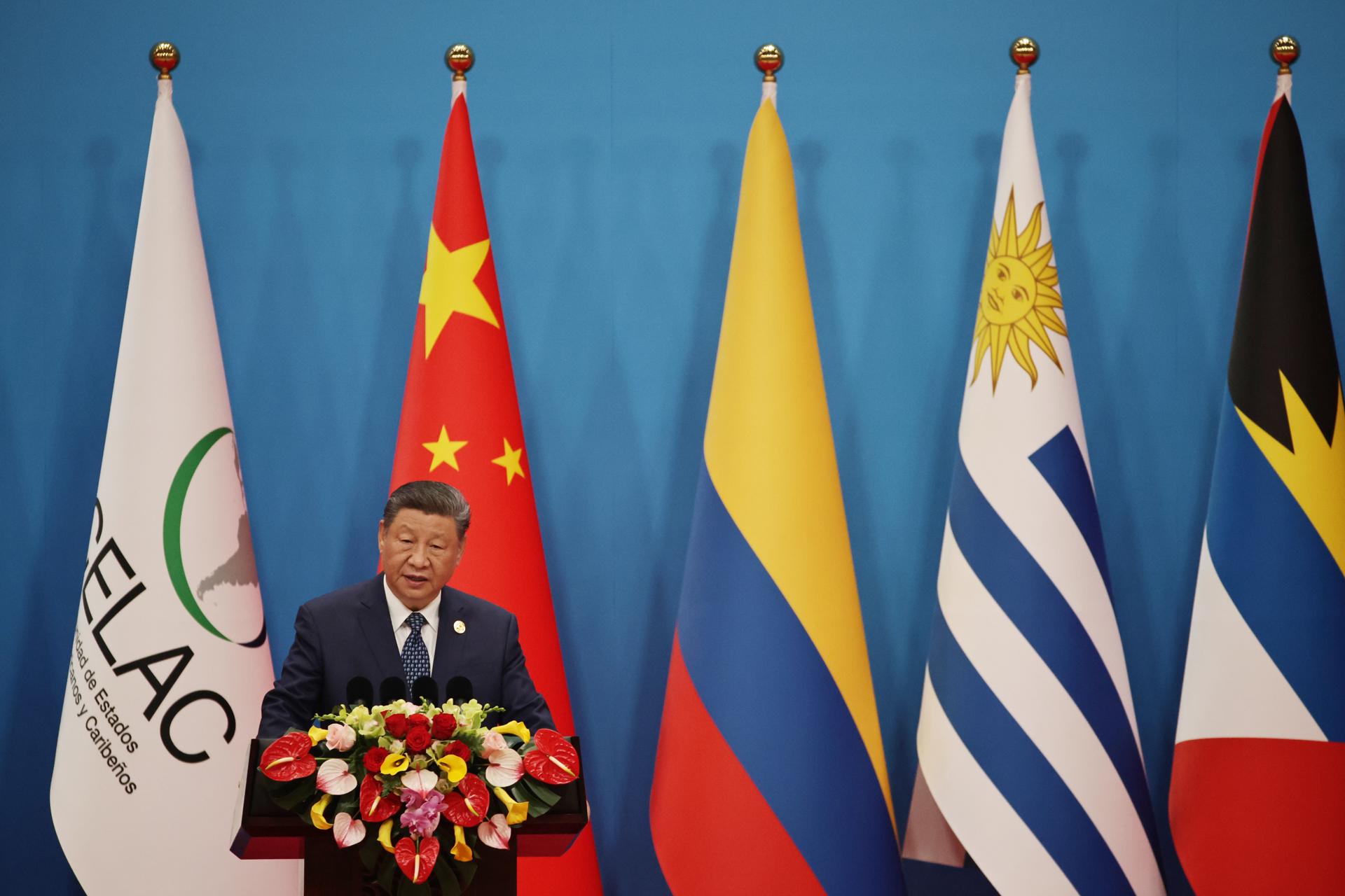 Xi anima a los países de Latinoamérica y el Caribe a que rechacen las injerencias externas