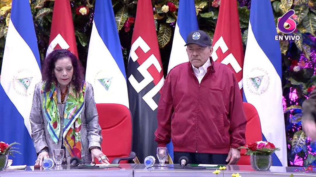 Ortega ofrece “puertas abiertas” a deportados y acusa a EEUU de cazar migrantes al estilo nazi