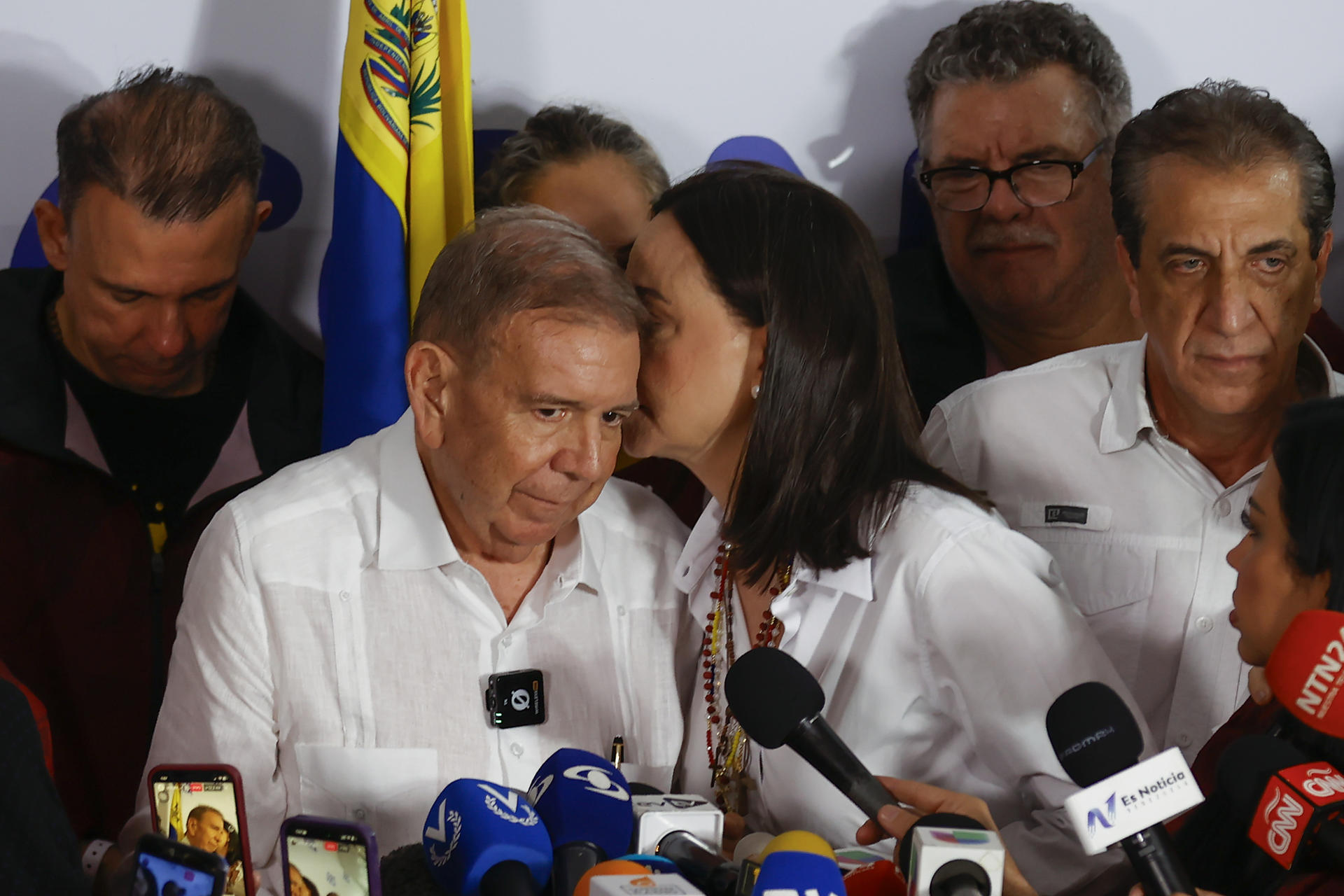 González Urrutia insta a la Fuerza Armada a detener «la represión» en las manifestaciones