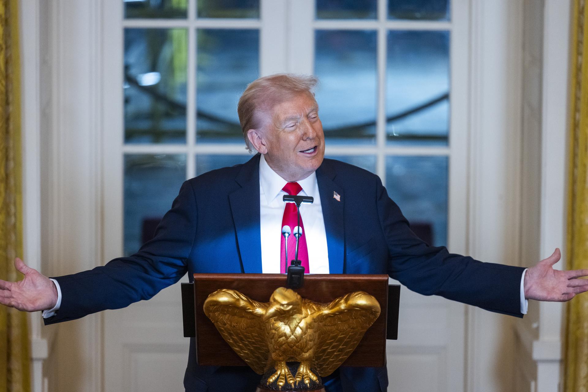 Trump anuncia que se reunirá con Putin en Budapest para negociar fin de guerra en Ucrania
