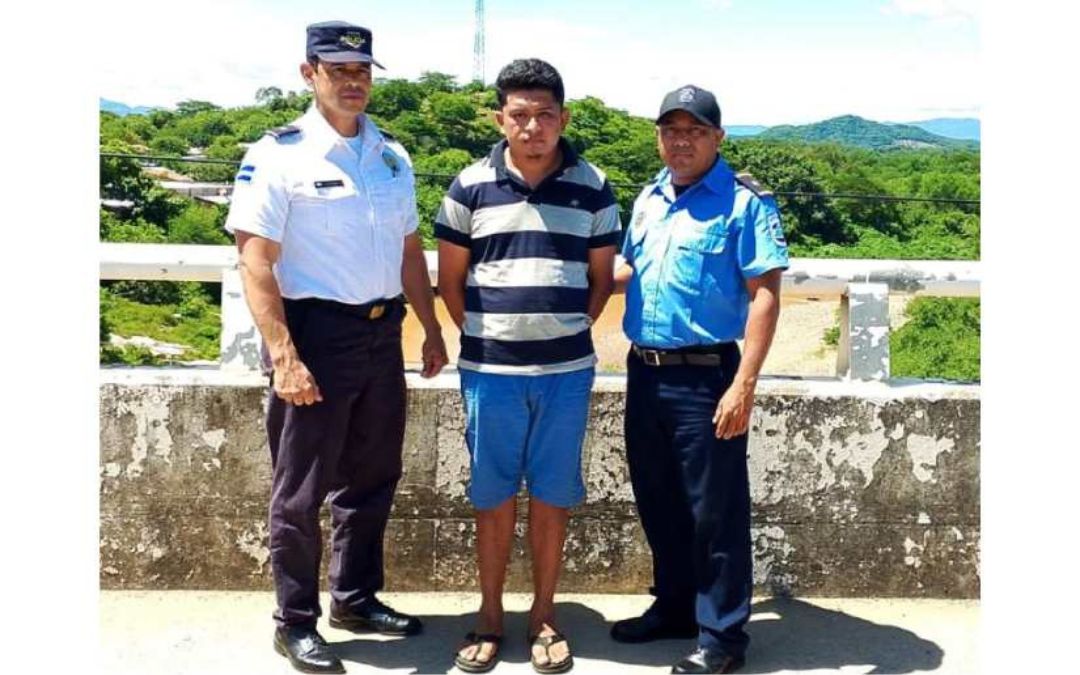 La Policía entrega a El Salvador un noveno marero en menos de cinco meses