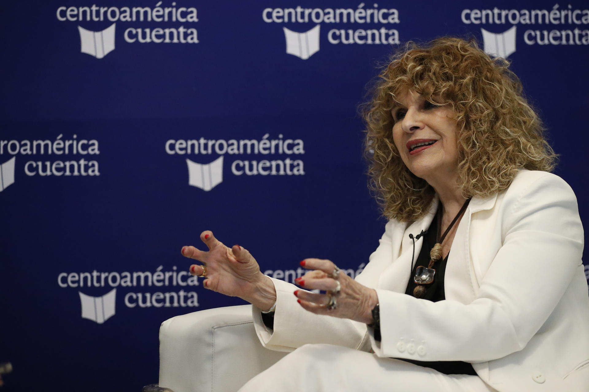 Gioconda Belli: «Ser mujer y escribir sobre cosas de mujeres me hizo pagar un precio»