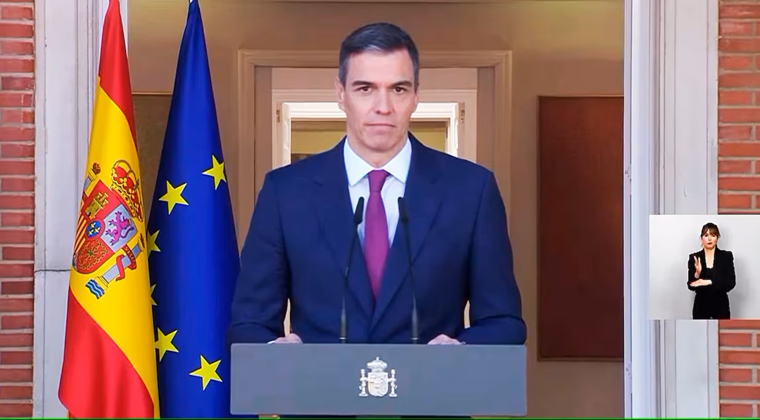 Pedro Sánchez decide continuar al frente del Gobierno español