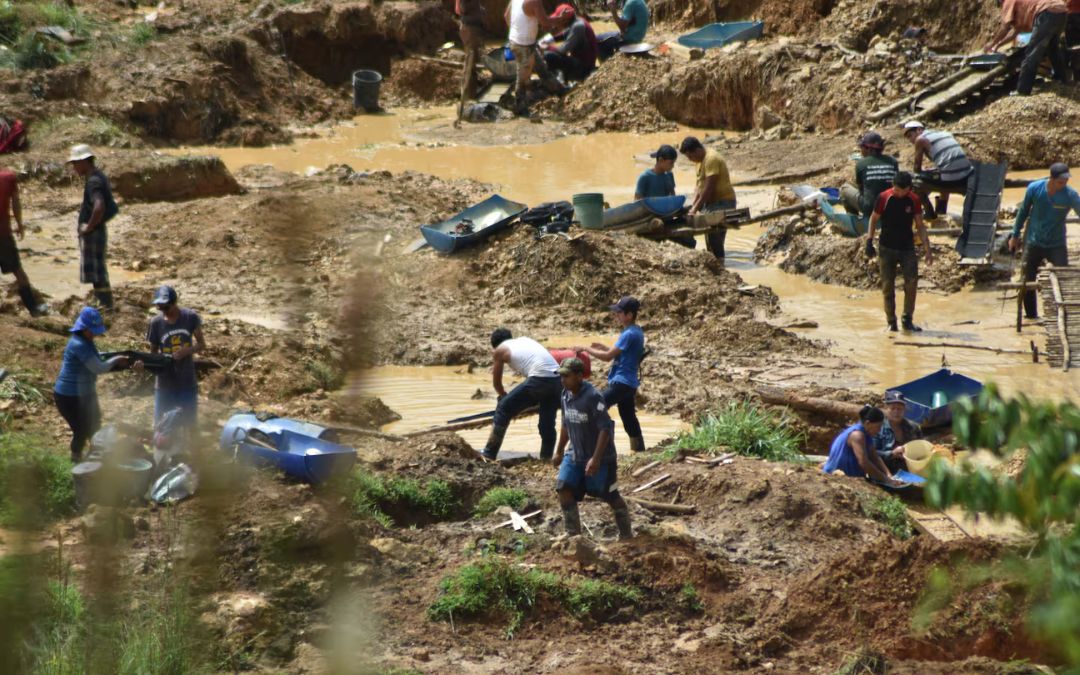 La ruta del oro clandestino hacia Nicaragua: mafias financian el saqueo en Las Crucitas y Cerro Conchuditas, según el OIJ