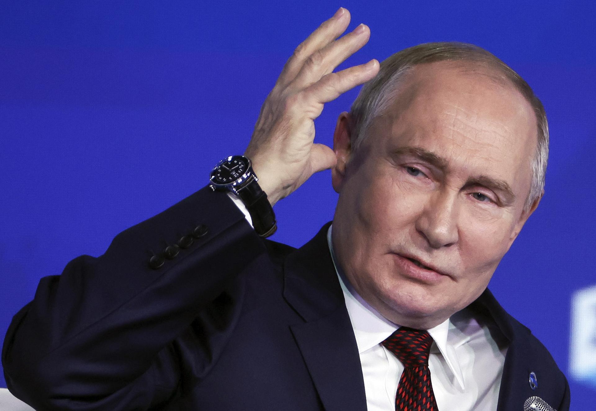 Putin felicita a un «valiente» Trump por su victoria y le propone abrir un diálogo nuclear