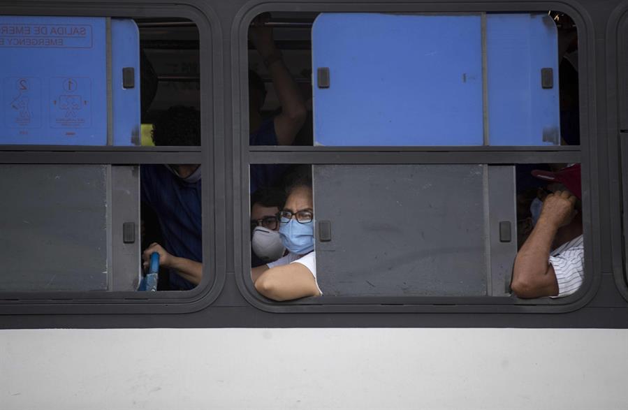Nicaragüenses en Panamá inician viaje de retorno