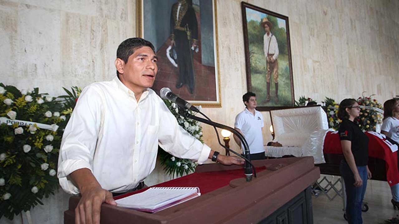 Muere periodista Abel Calero tras sufrir un derrame cerebral