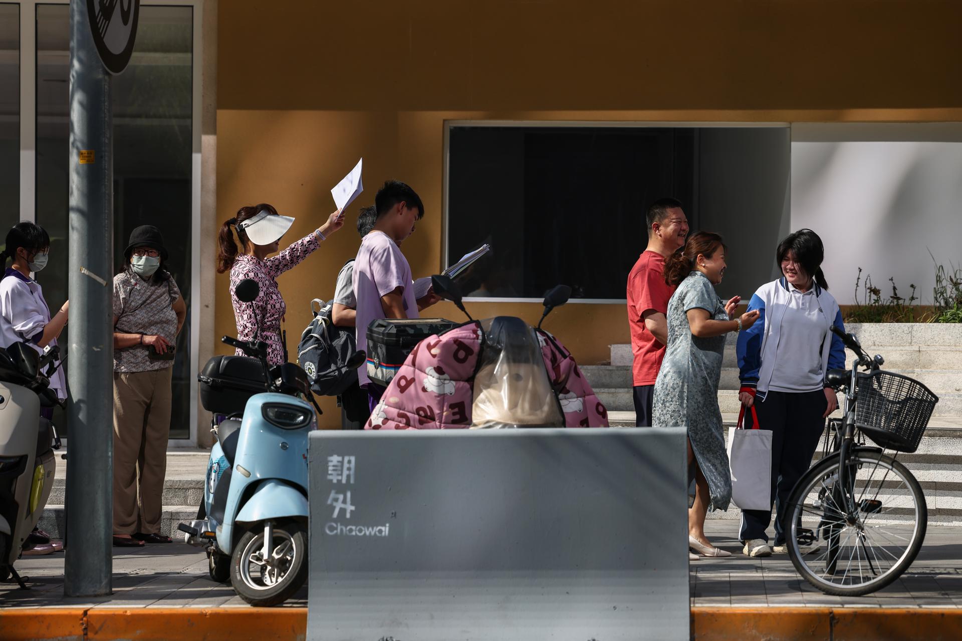 China fija un mínimo de dos horas diarias de deporte escolar para frenar la obesidad