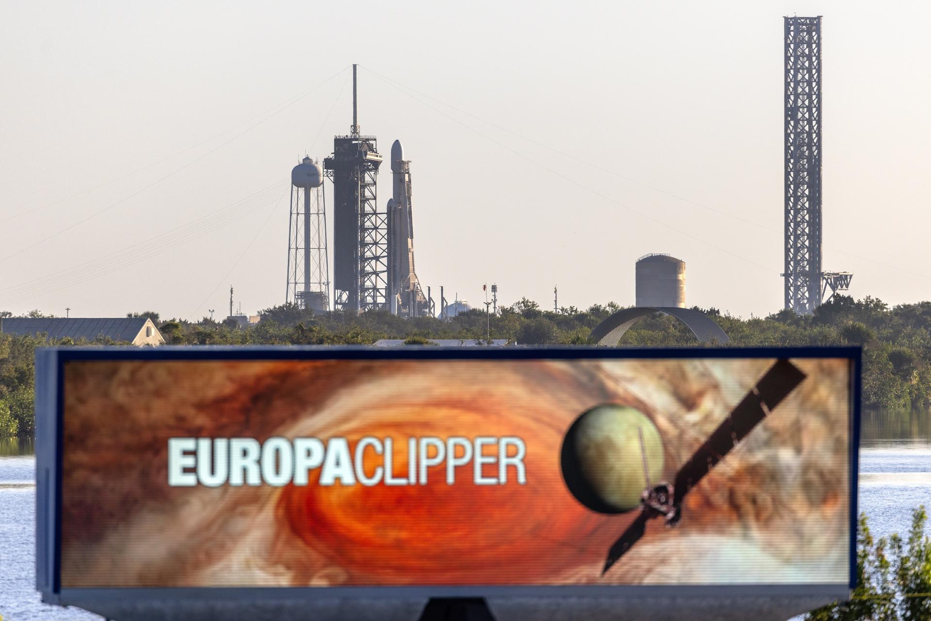 La NASA lanzó desde Florida la enorme nave Europa Clipper a una luna helada de Júpiter