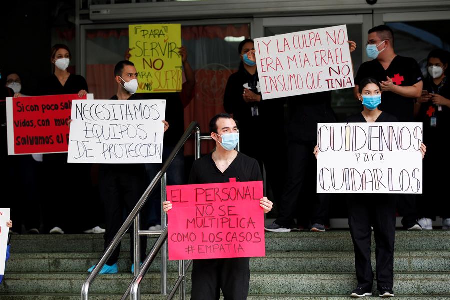 Panamá llega a mil muertes por COVID y decreta un día de «reflexión nacional»