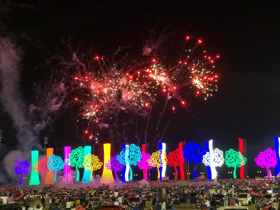 Daniel Ortega pone música de chinamo y pirotecnia: La militancia baila en las calles, él no se suma a la fiesta