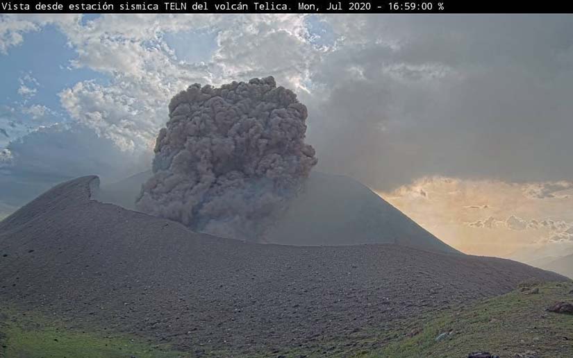 Dos explosiones en el volcán Telica y 456 temblores en enjambre sísmico de Chinandega