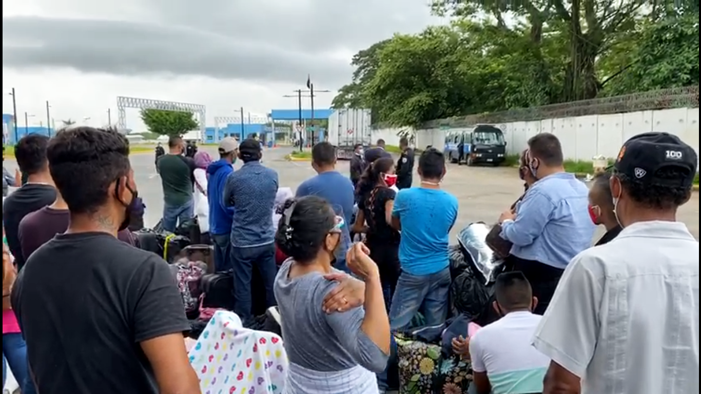 Régimen impide el paso a nicaragüenses en Peñas Blancas procedentes de Panamá