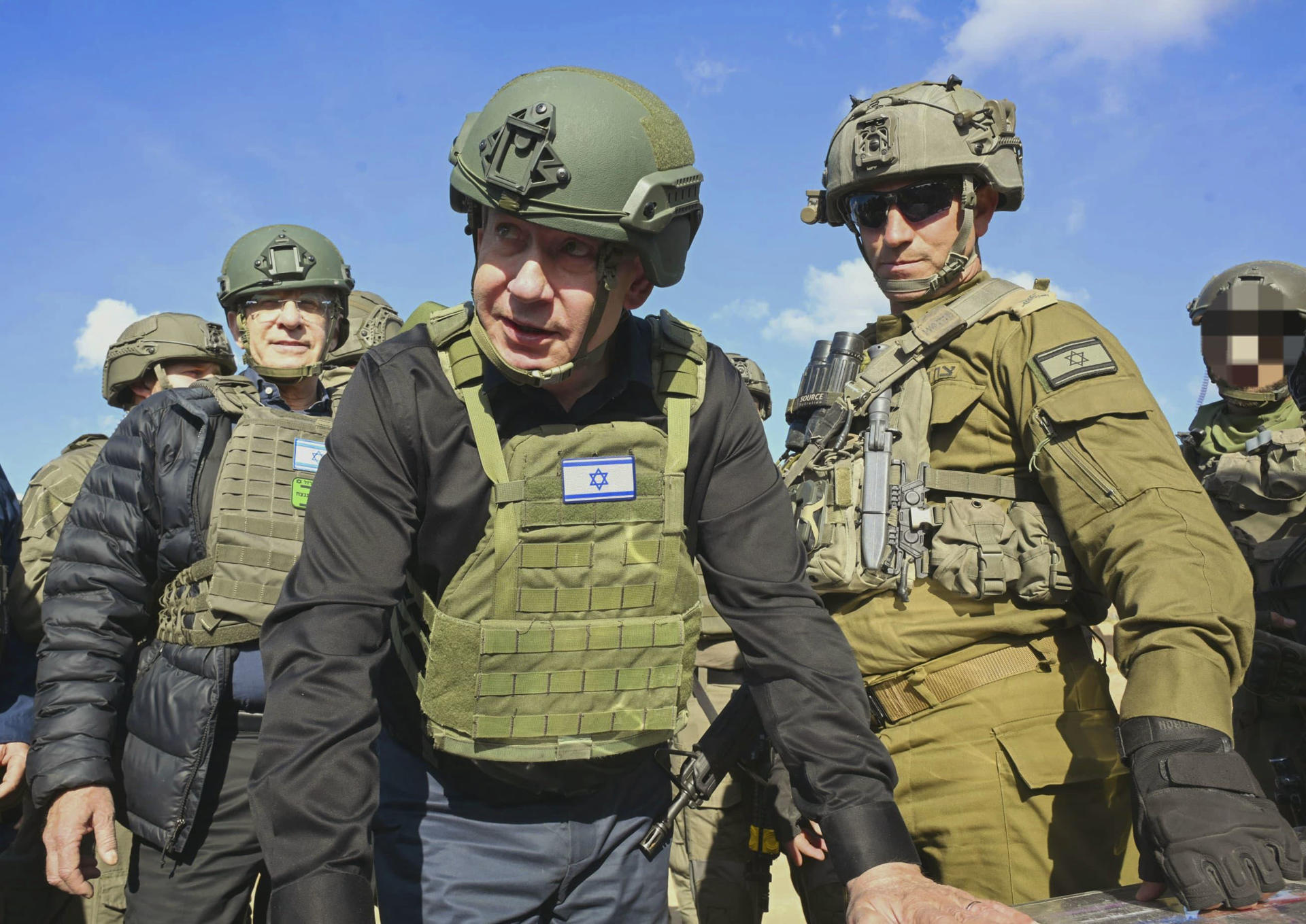 Netanyahu visita la Franja de Gaza por primera vez desde la nueva ofensiva israelí