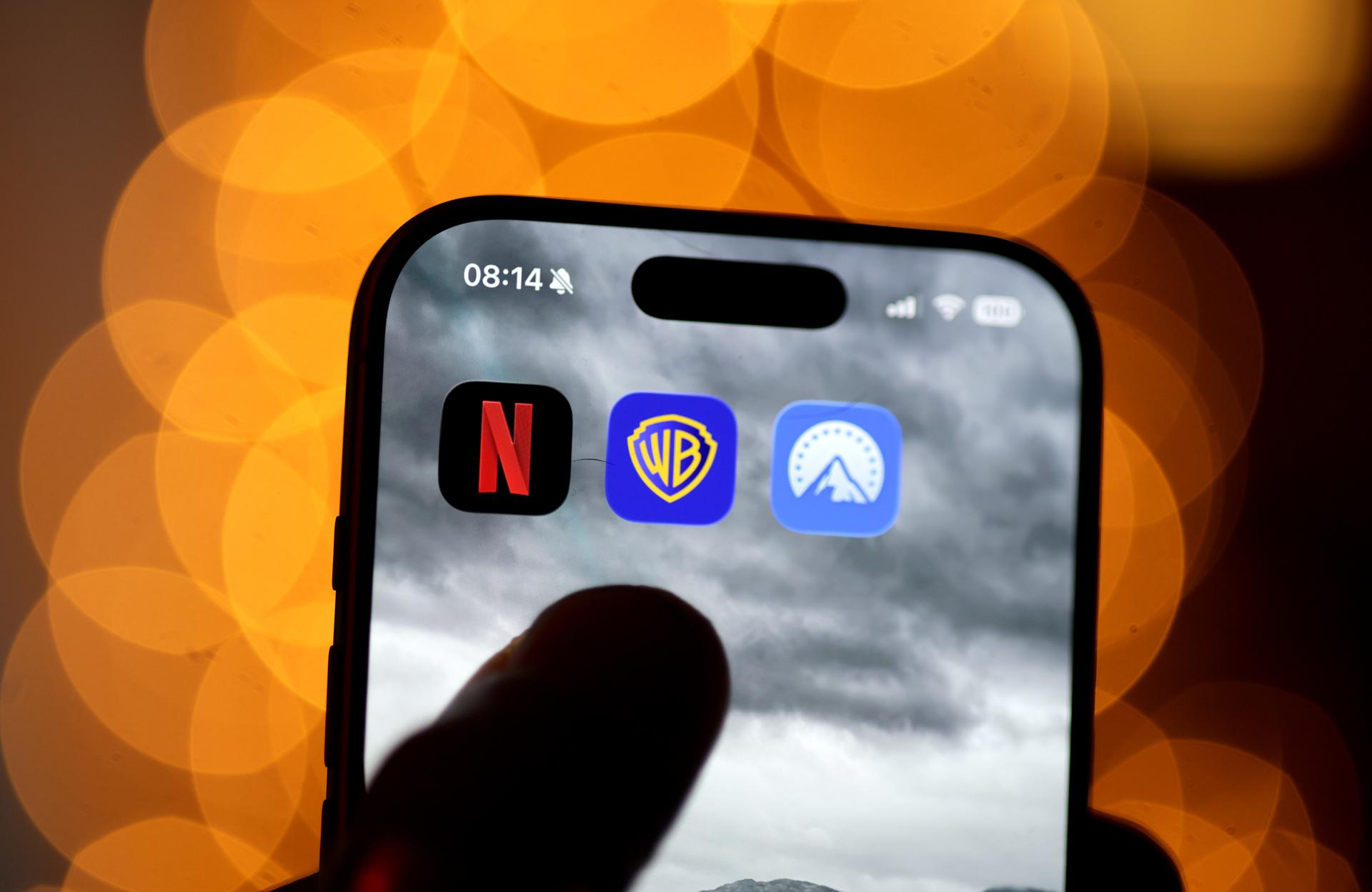 Warner Bros. rechaza la oferta de compra de Paramount y se queda con Netflix