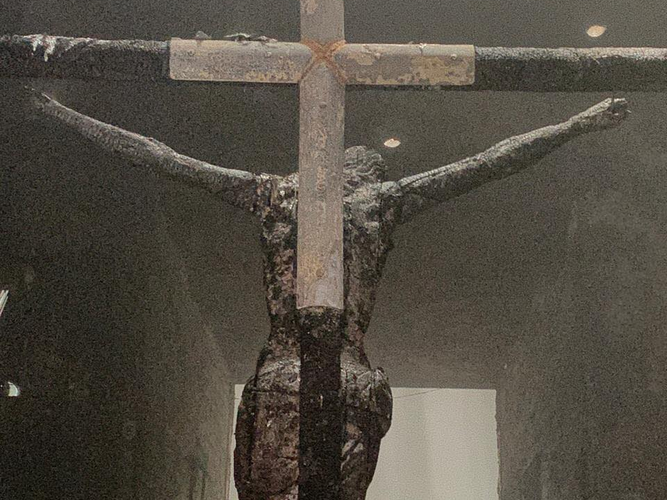 Atentado en Catedral de Managua: queman centenaria imagen de la Sangre de Cristo