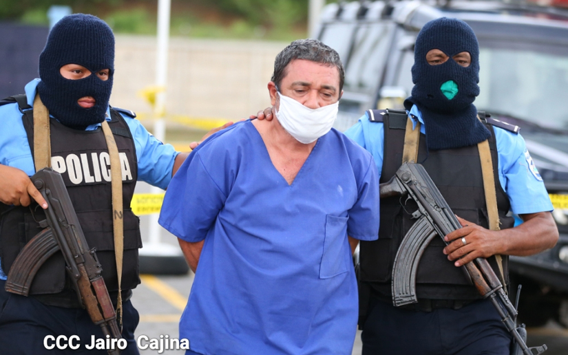 Policía orteguista presenta a supuesto autor de balacera en Bello Horizonte