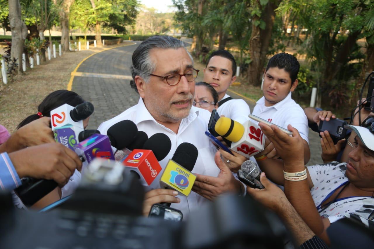 Diálogo agoniza por intransigencia del régimen