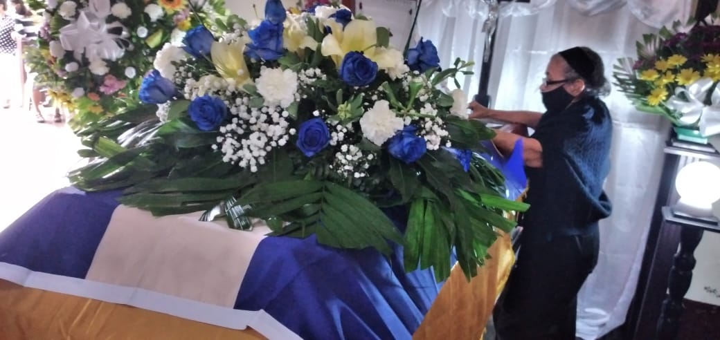 Fallece empresario de Tola, tras ser arrastrado por una corriente marina
