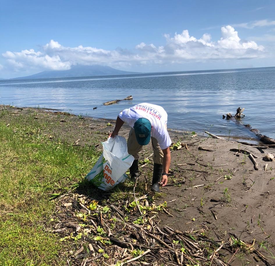 Nicaragua se suma a la limpieza internacional de costas: 600 voluntarios sacan basura de 19 playas