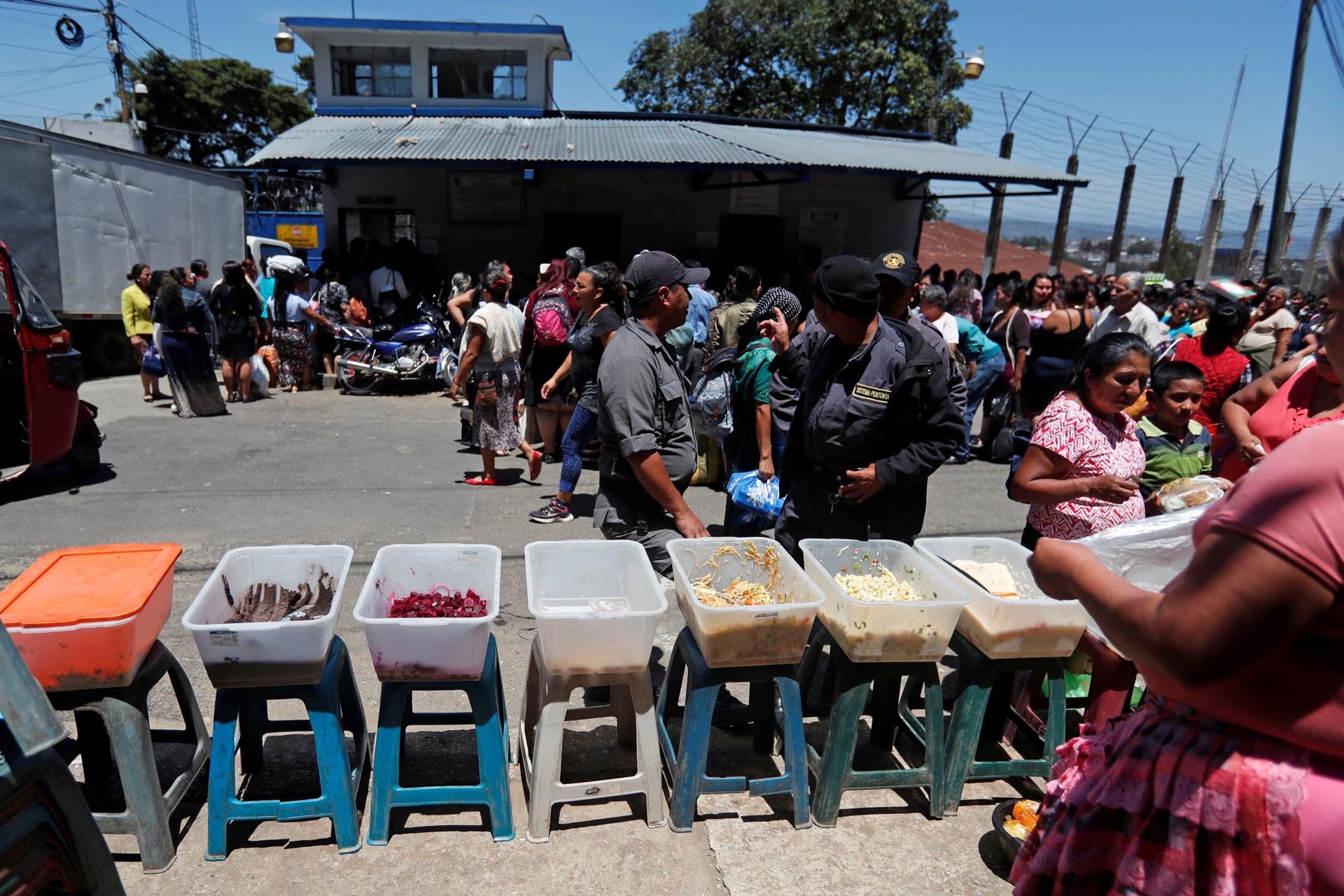 Guatemala confirma que ha enviado a 131 presos a cárcel readaptada para máxima seguridad