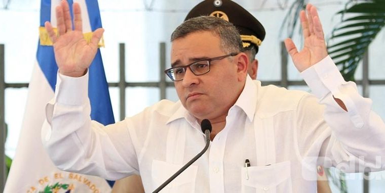 Residencia y plaza en Cancillería por C$47,000: los beneficios de Ortega al hijo de Funes