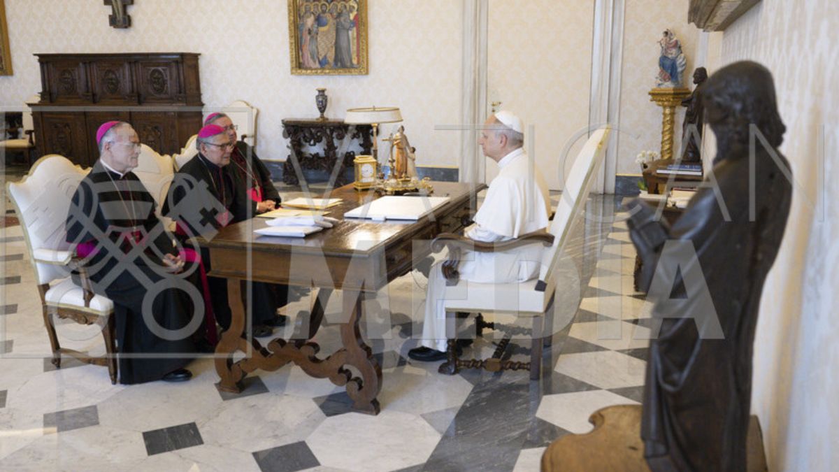 El Papa se reúne con los obispos desterrados Silvio Báez, Carlos Herrera e Isidoro Mora