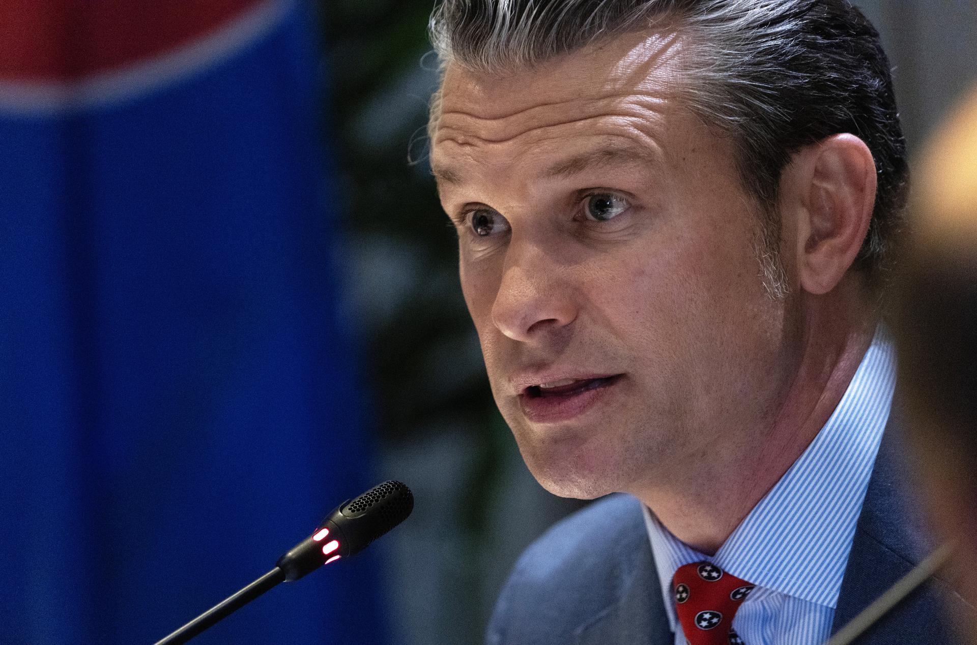 El secretario de Defensa de EE.UU. viajará a la reunión de la OTAN en Bélgica y a Normandía