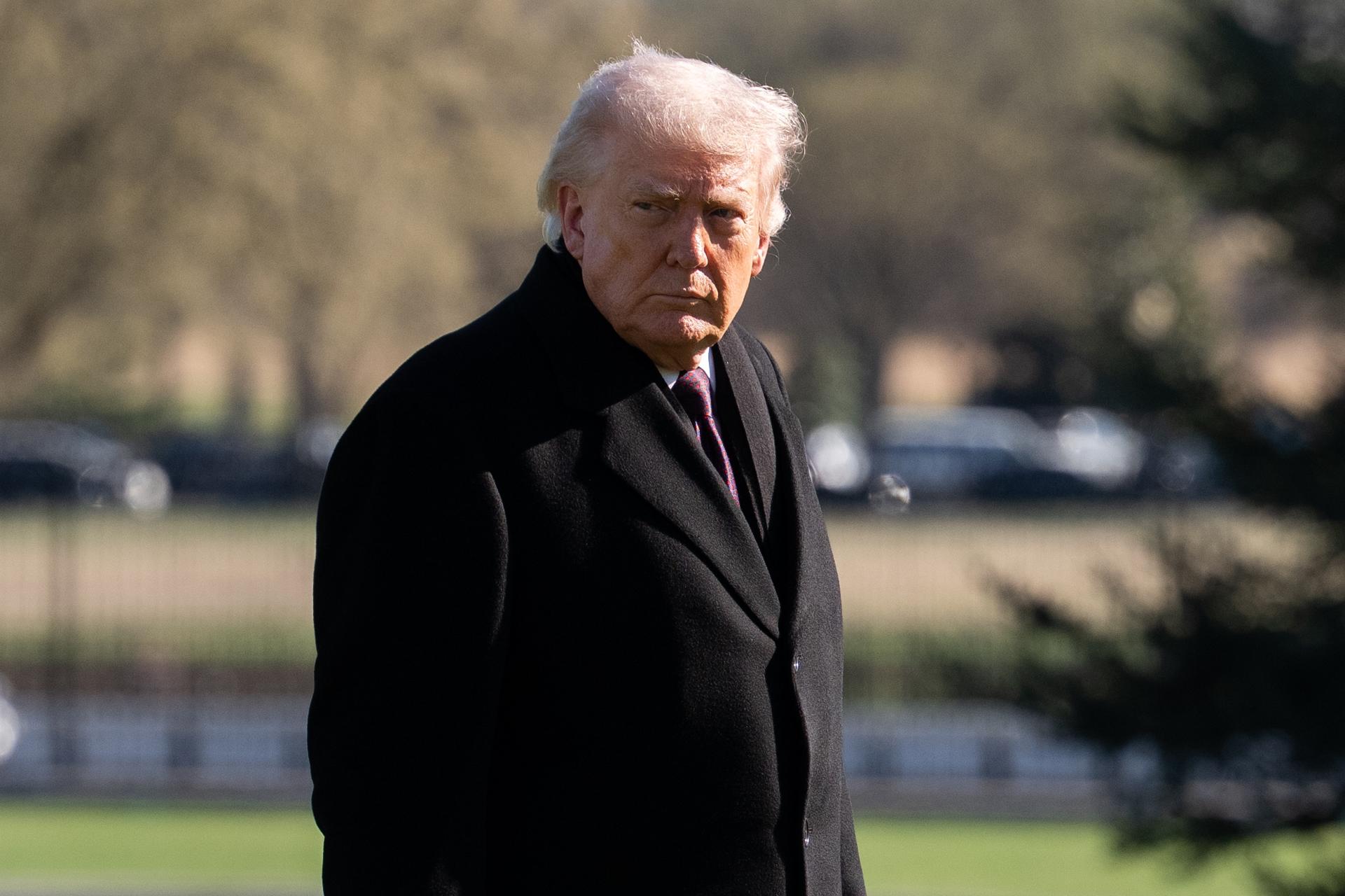 Trump dice que no le importa que Cuba reciba petróleo ruso: «Tienen que sobrevivir»