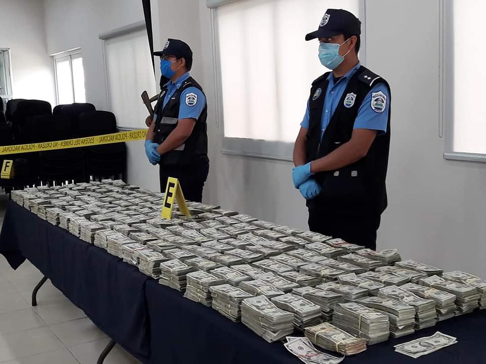 Ramón Centeno Roque, detenido con US$1.4 millones, había sido sobreseído por quiebra bancos