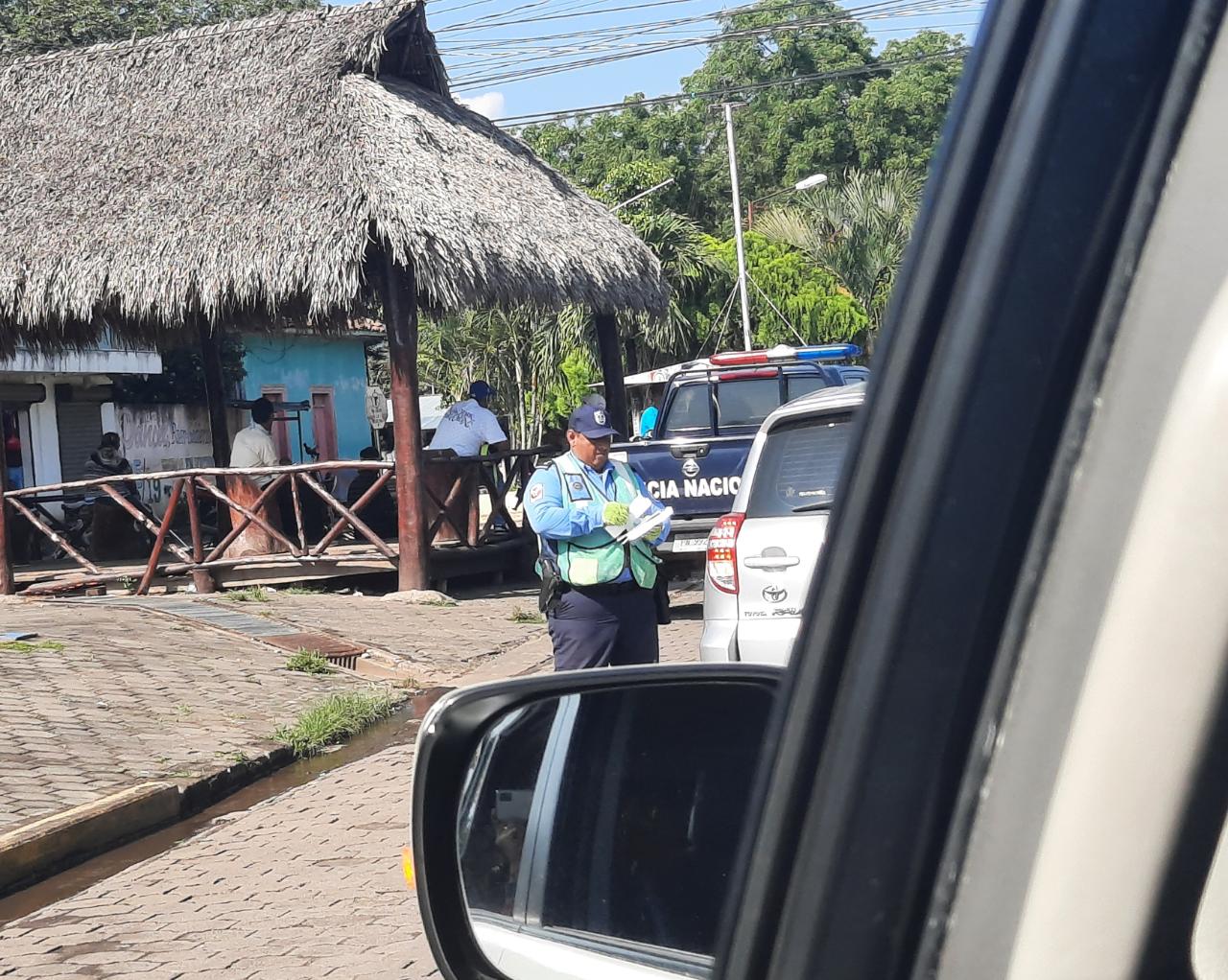 Persecución, cateos y multas: Policía Orteguista arremete contra miembros de la Coalición Nacional en León