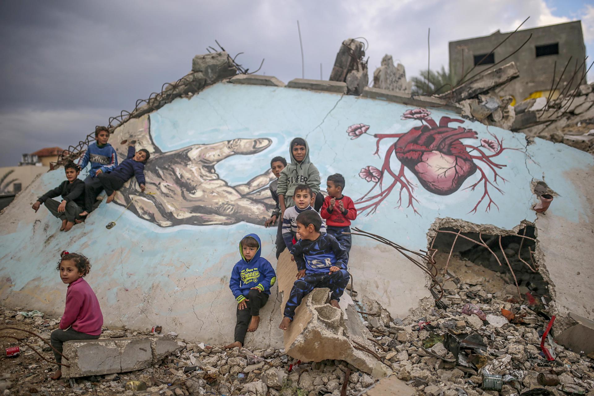 Un niño muere cada hora en la guerra que Israel libra en Gaza, según denuncia la ONU
