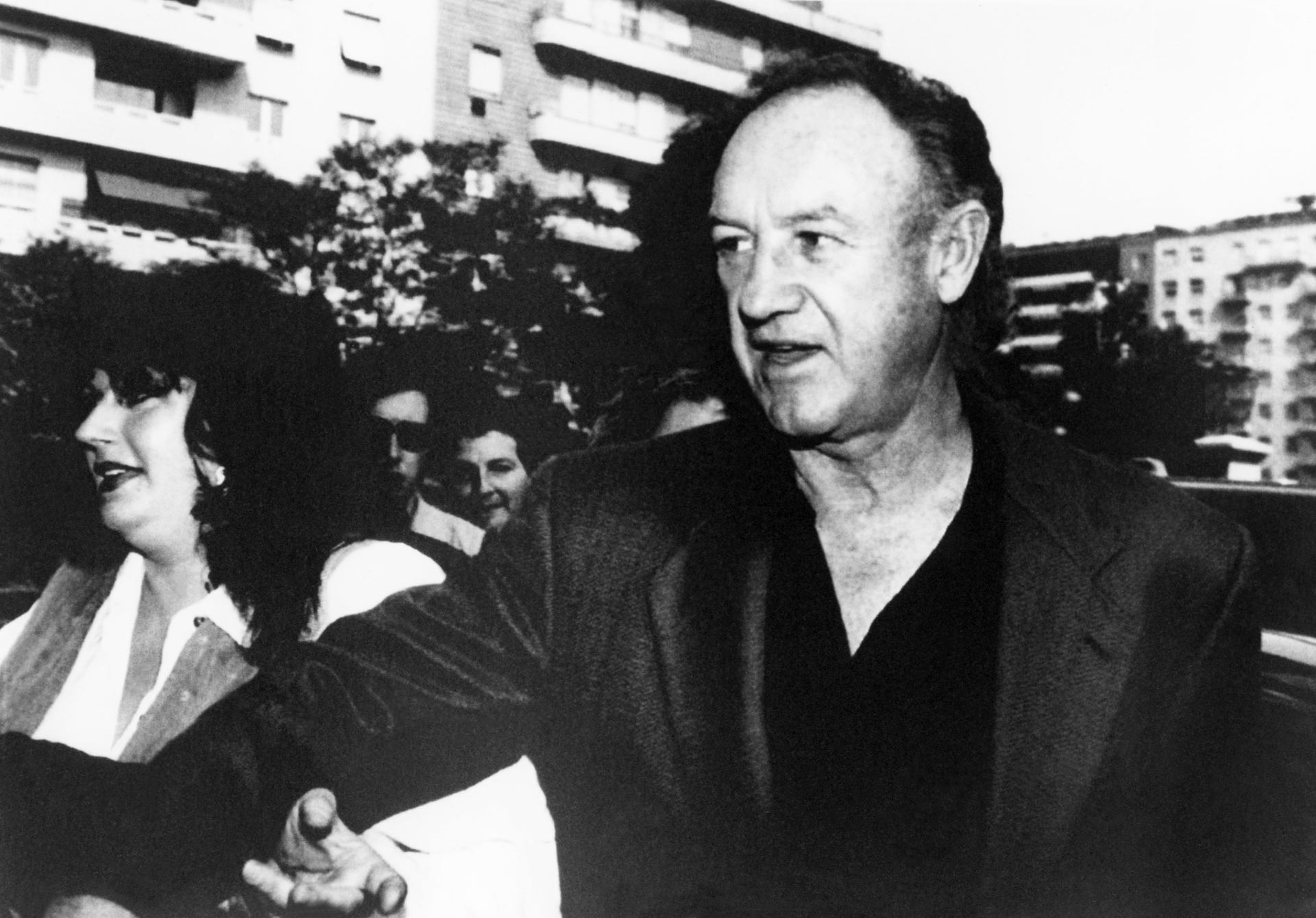 Un detective de Santa Fe califica la muerte de Gene Hackman y su esposa como «sospechosa»