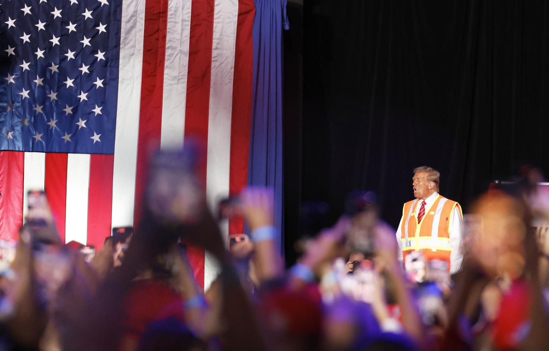 Trump encarga a dos donantes de su campaña la organización de la ceremonia de investidura