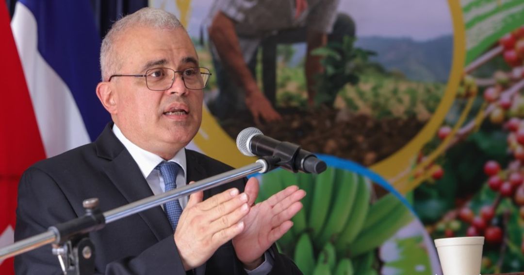 El presidente del BCN, Ovidio Reyes, amenaza a la banca privada por ganancias “excesivas”
