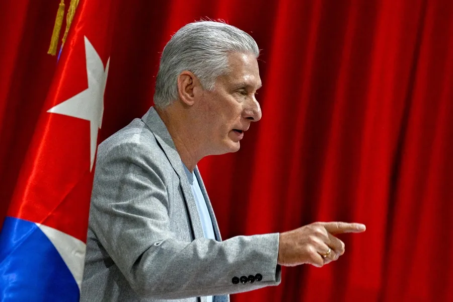 Trump dice que posiblemente se centre en Cuba una vez solvente la guerra contra Irán