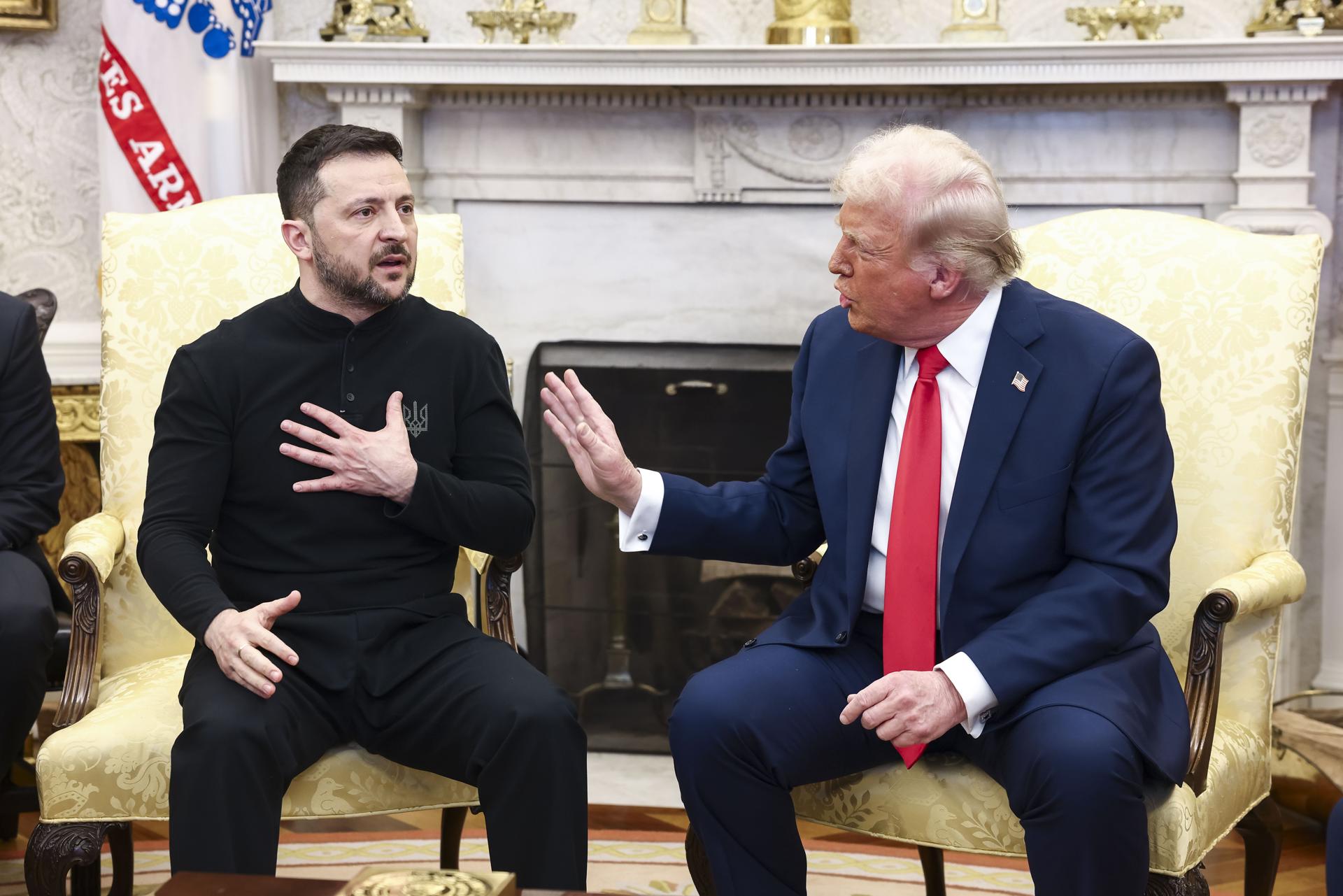 Trump se reunirá con su equipo para decidir si sigue enviando armas a Kiev, según medios
