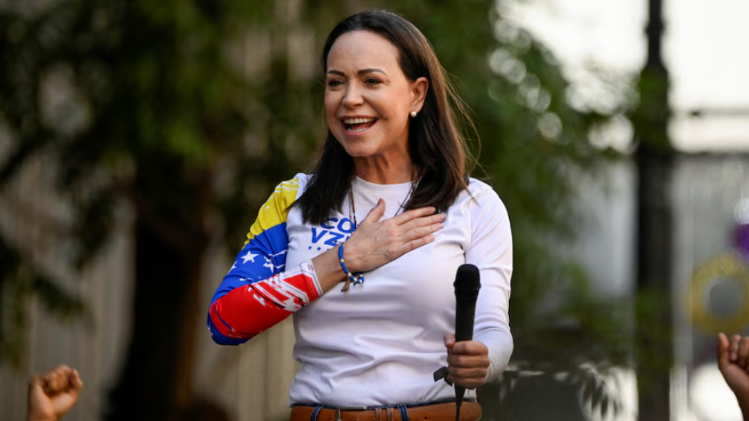 “Es hora de hacer lo que sea necesario”: María Corina Machado denuncia golpe de Estado en Venezuela