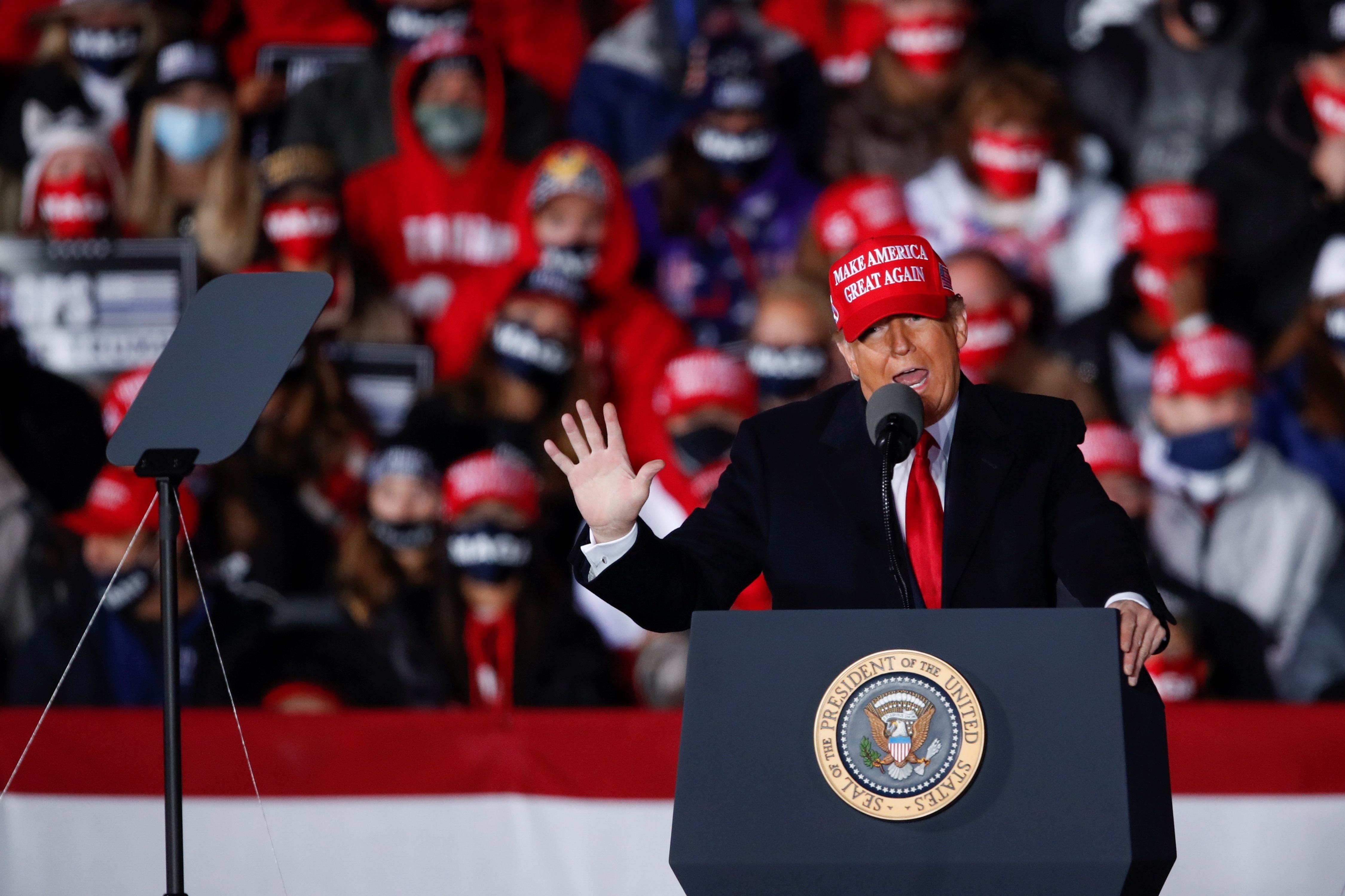 Trump promete continuar su política de sanciones al régimen de Ortega si es reelecto presidente