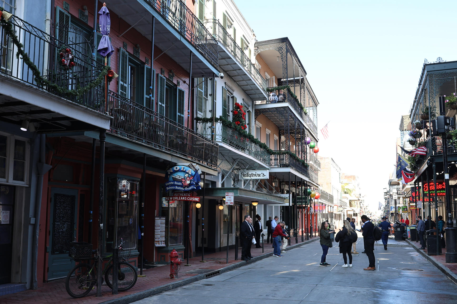 Las autoridades en EE.UU. buscan respuestas al ataque de Nueva Orleans en Año Nuevo