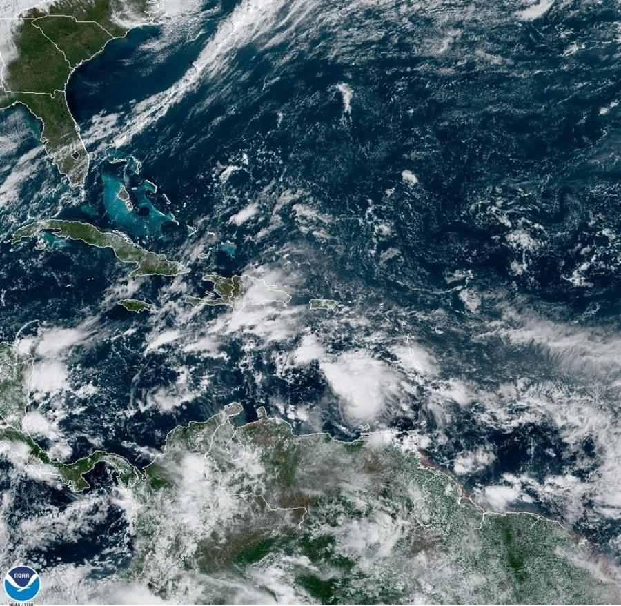 Alerta: Eta tocará tierra en Nicaragua como un fuerte huracán categoría 2