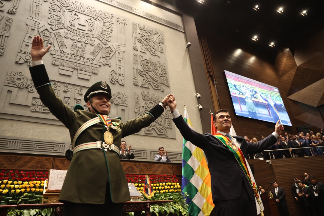 Rodrigo Paz es investido presidente de Bolivia y abre nuevo ciclo en el país suramericano