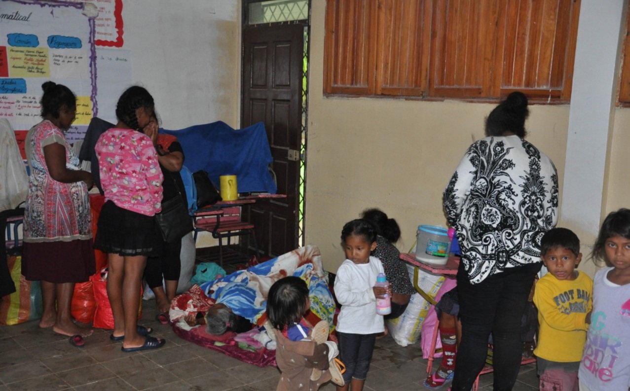 “No tenemos agua, ni colchones, ni comida”, el grito de auxilio desde un refugio en Bilwi