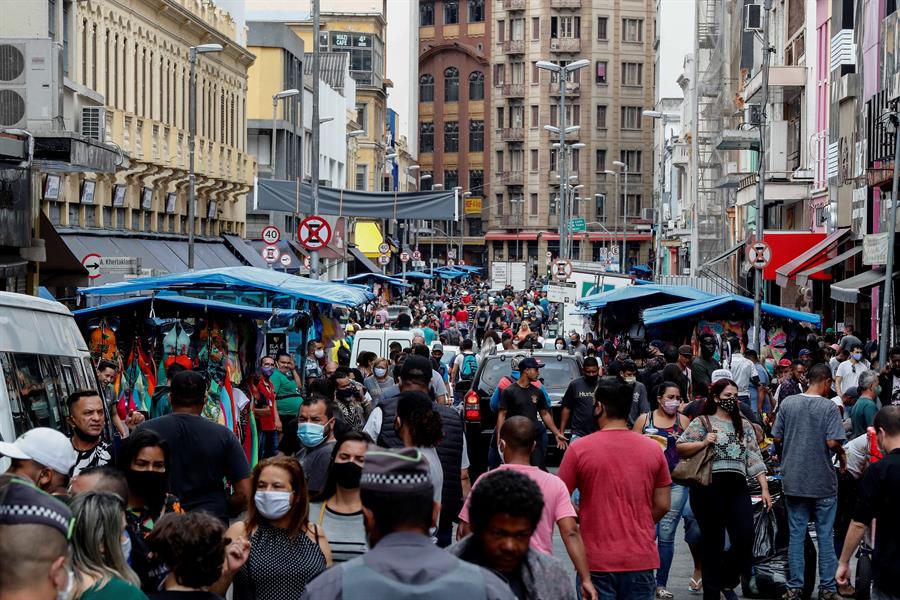 América, dividida por las medidas contra la covid-19 y una posible segunda ola