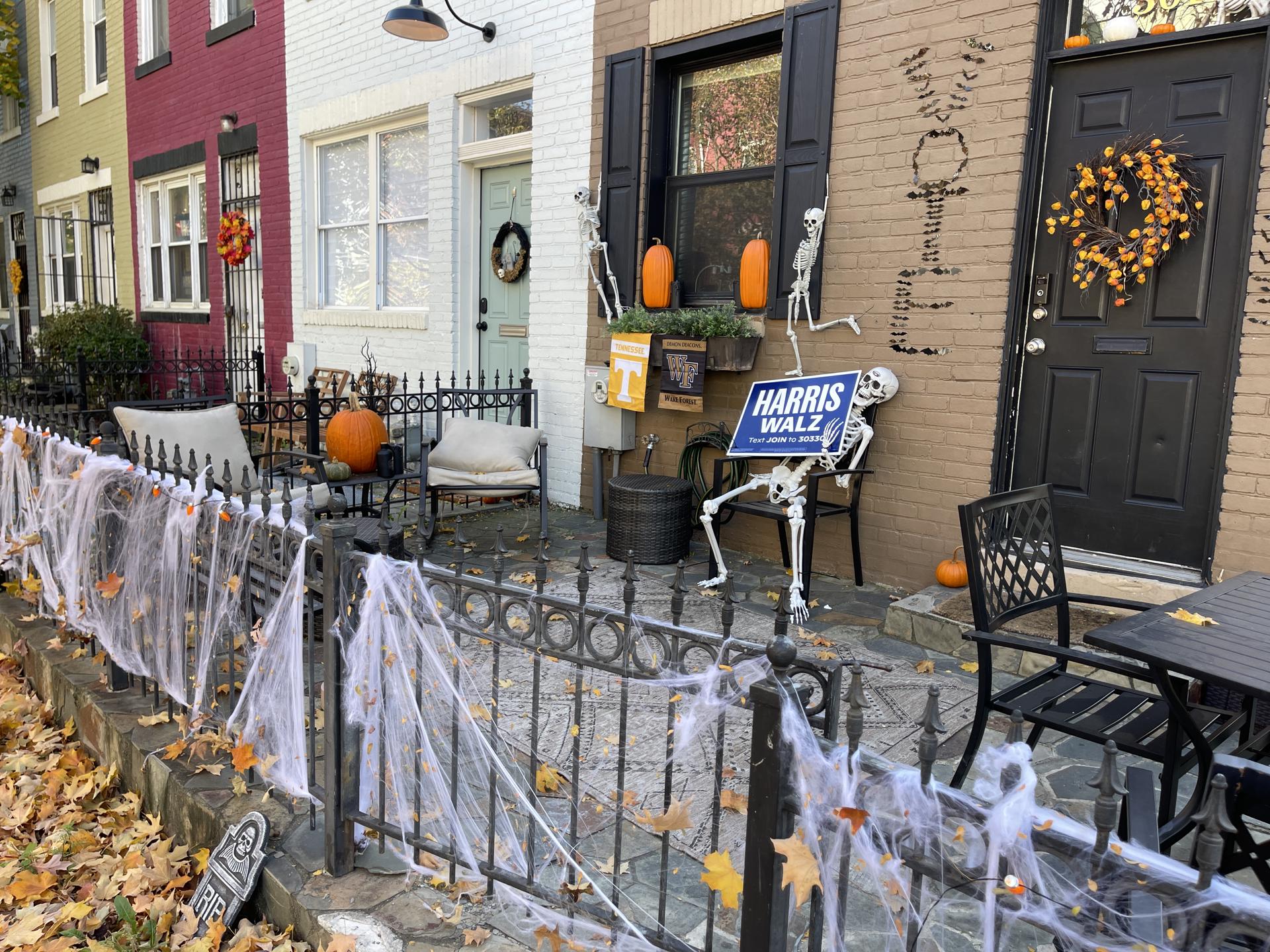 La inflación modera a los estadounidenses en un Halloween marcado por la campaña electoral
