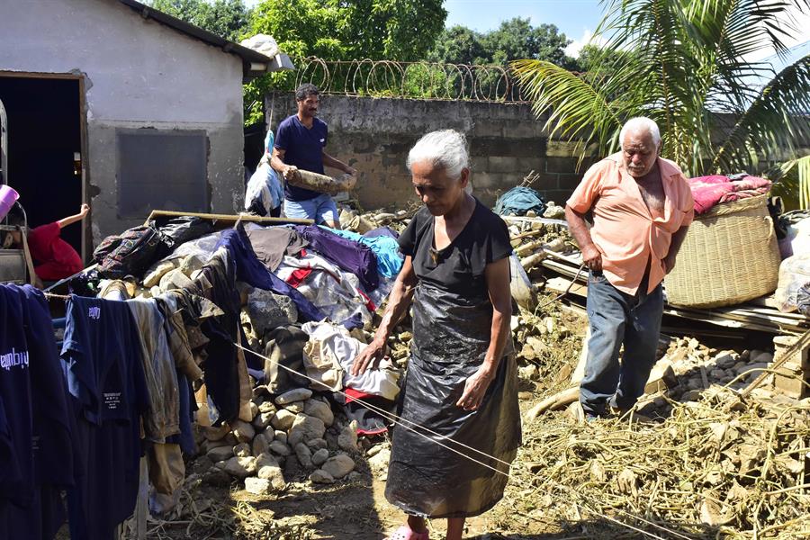 Oxfam pide ayuda urgente para países golpeados por huracanes y la pandemia