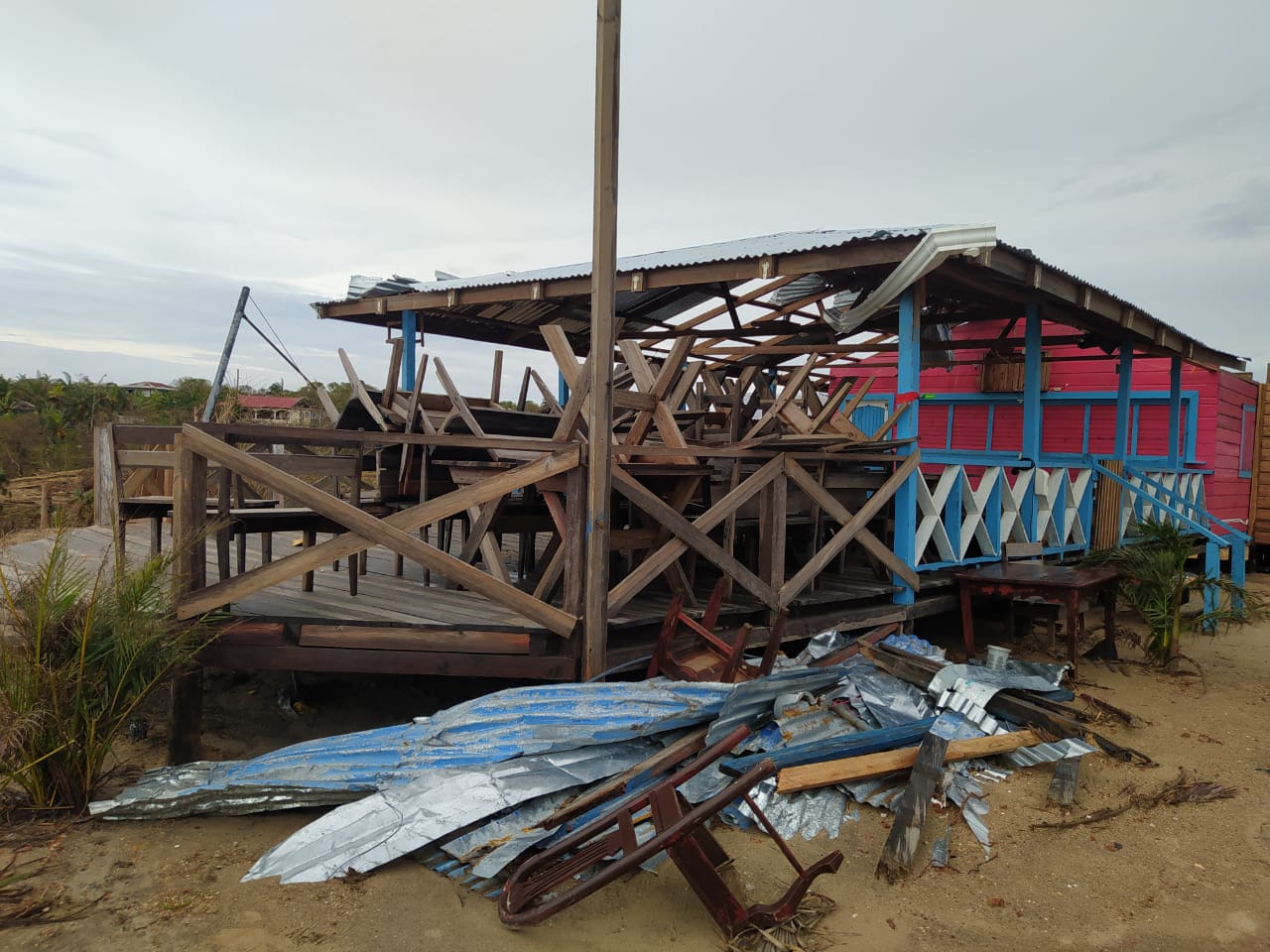 La incertidumbre de los damnificados de Wawa Bar y Lamlaya de cuándo volverán a reconstruir sus casas