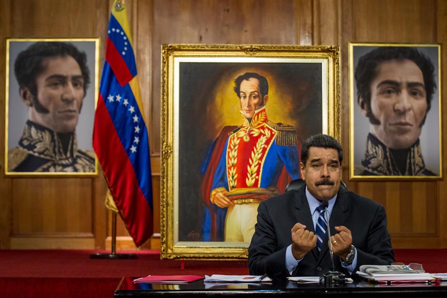Maduro dice que si la oposición gana las legislativas él deja la Presidencia