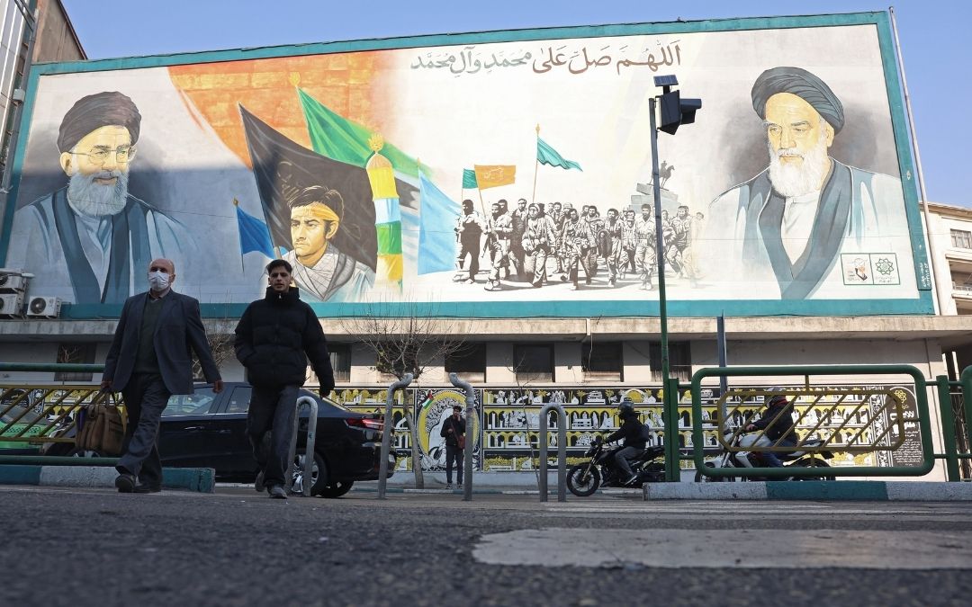 Las protestas en Irán continúan por décimo día con cierres de comercios y concentraciones